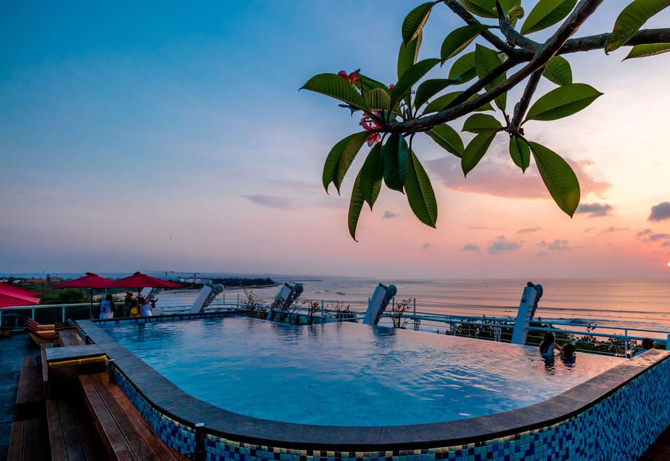 Gallery 2 - Kutabex Beach Front Hotel